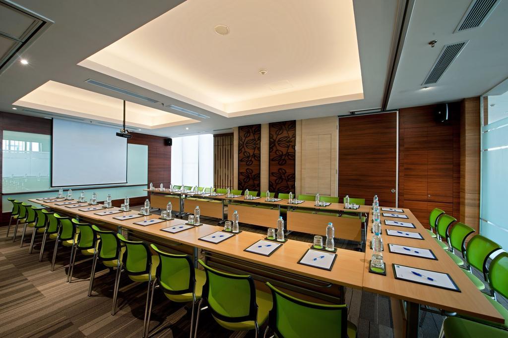 Holiday Inn Express Semarang Simpang Lima By Ihg Eksteriør billede