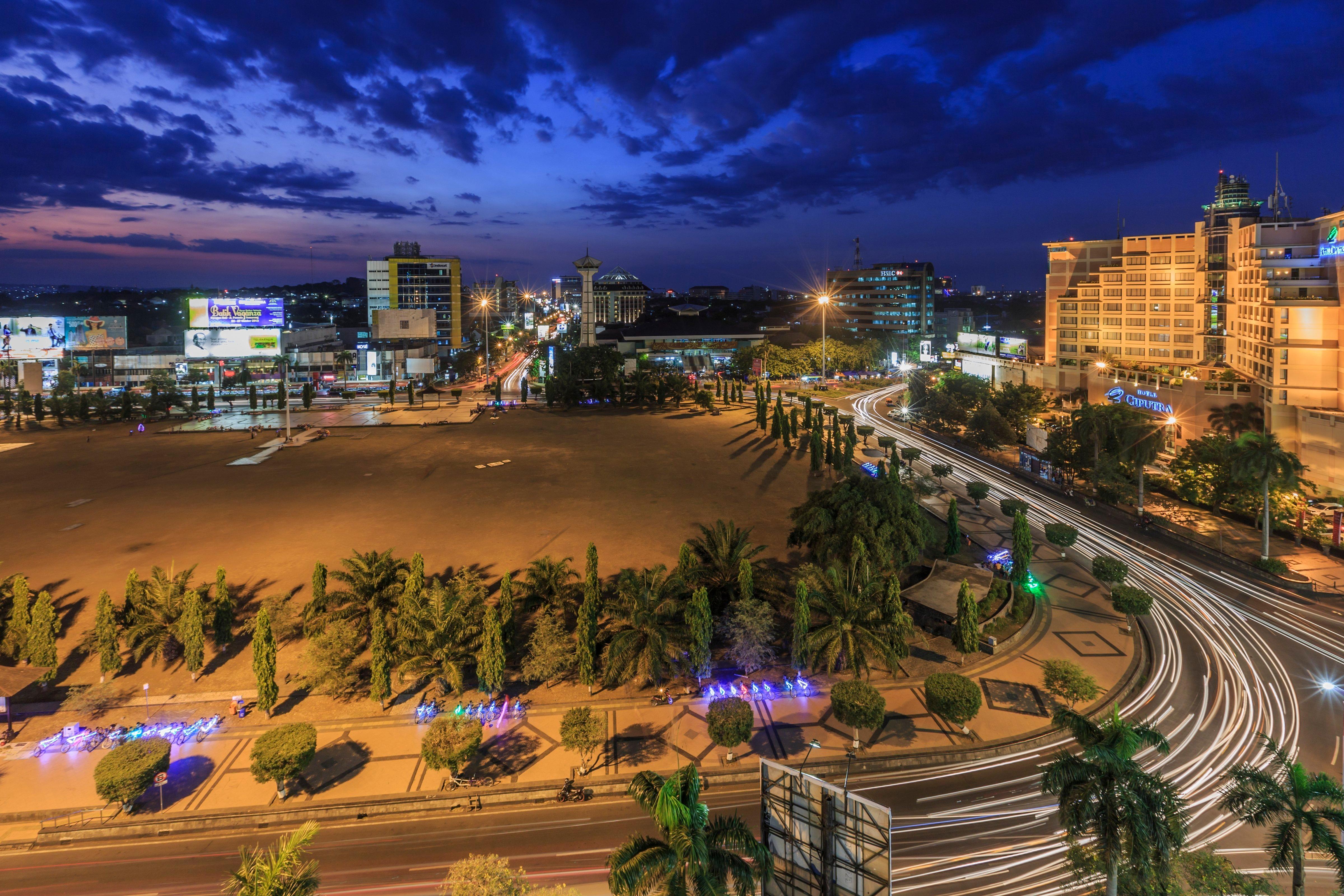 Holiday Inn Express Semarang Simpang Lima By Ihg Eksteriør billede